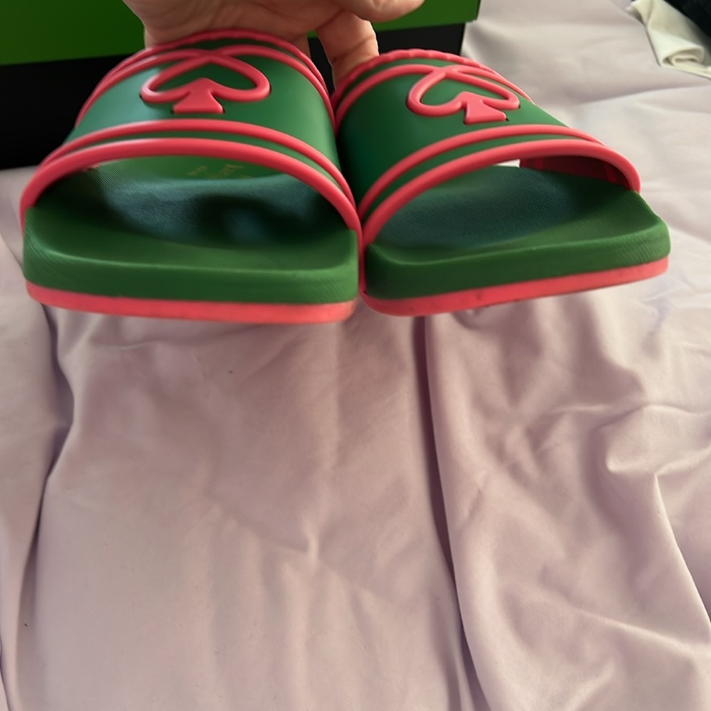 Kate Spade Pool Slide - Picture 9 of 13